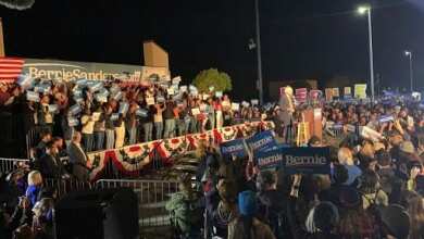 Bernie sanders presentó su agenda en la frontera de san diego